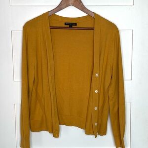 Banana Republic Women’s Mustard Cardigan Sweater Size Large